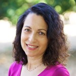 Lisa Lewis author headshot